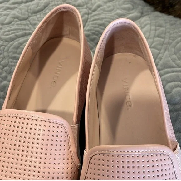 VINCE Blair 5 perforated slip on sneakers size 8 - Picture 3 of 12